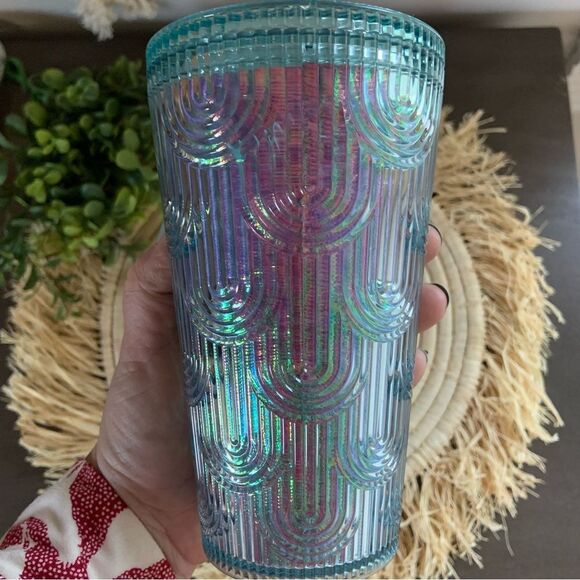 STARBUCKS Iridescent Mermaid Scales Grande 16oz Reusable Tumbler With Straw Blue - Picture 4 of 9